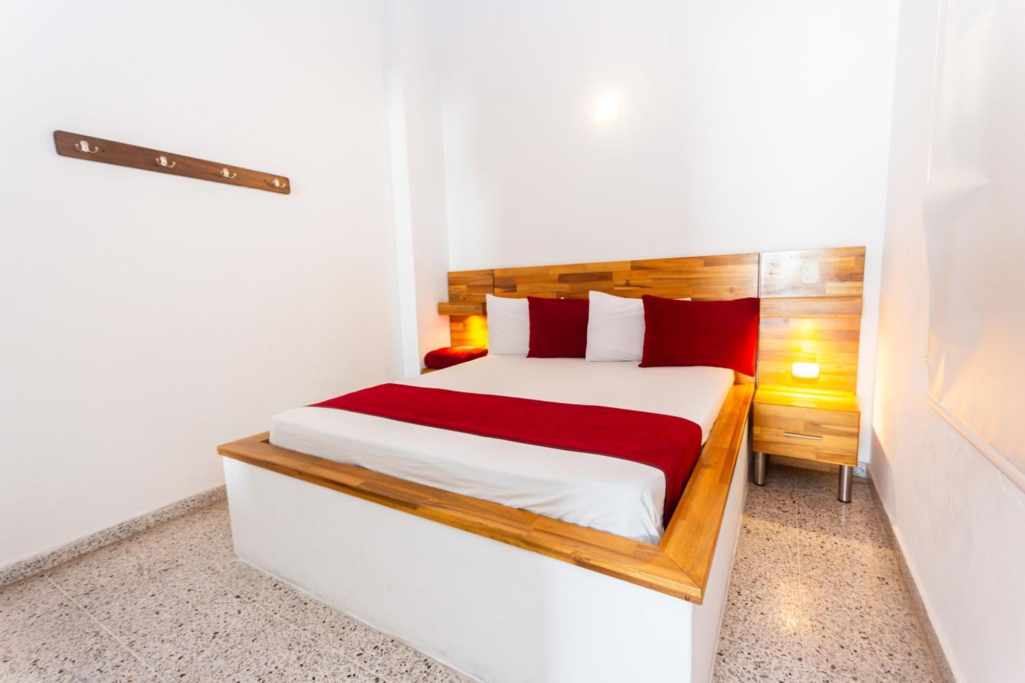 Hotel Bicentenario リオネグロ エクステリア 写真