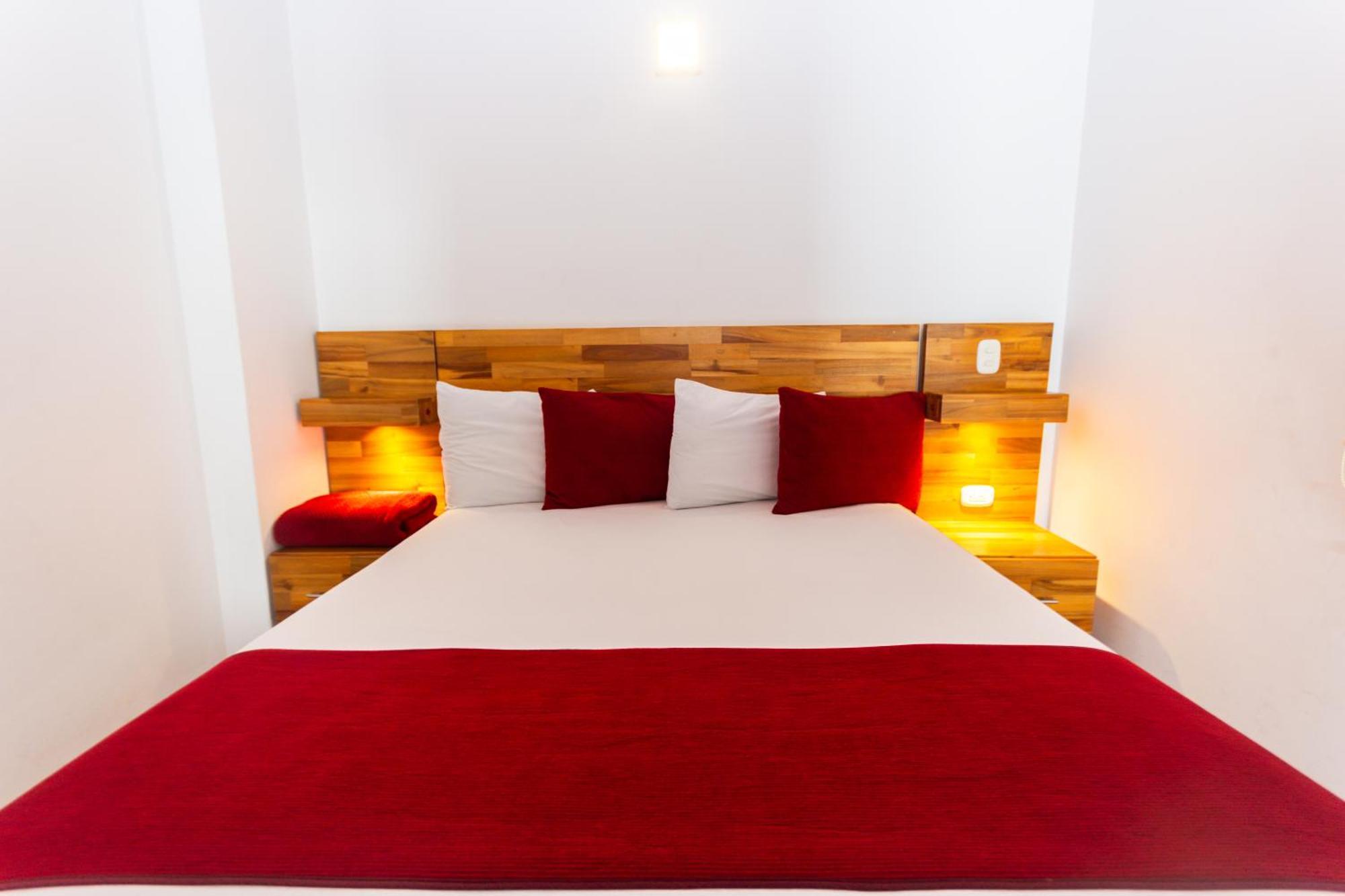Hotel Bicentenario リオネグロ エクステリア 写真